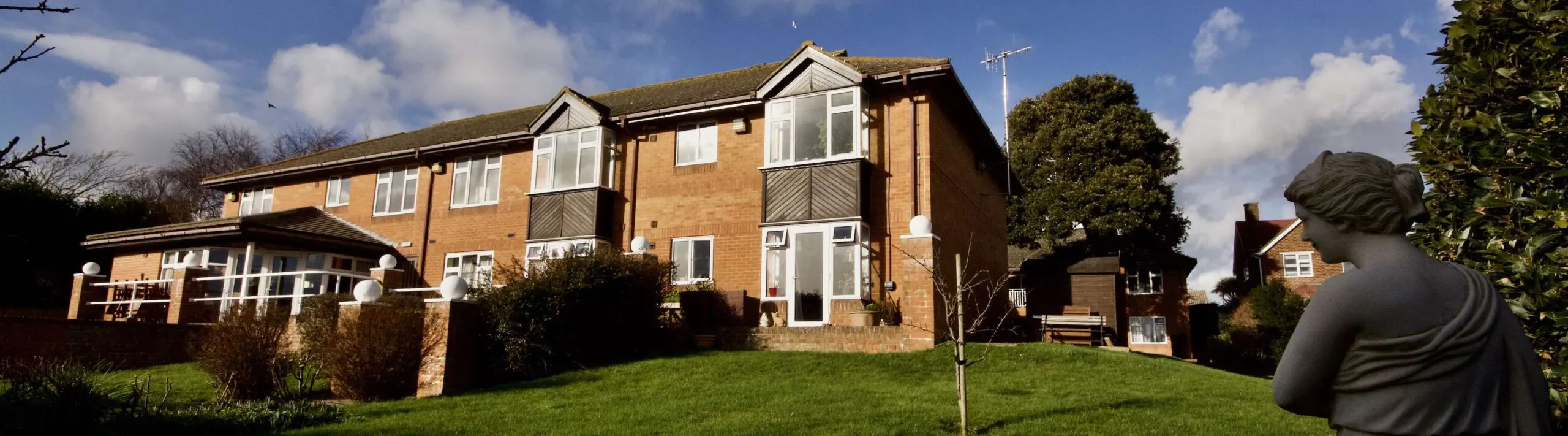 CCH Image displaying an outside shot of Chesswood Lea
