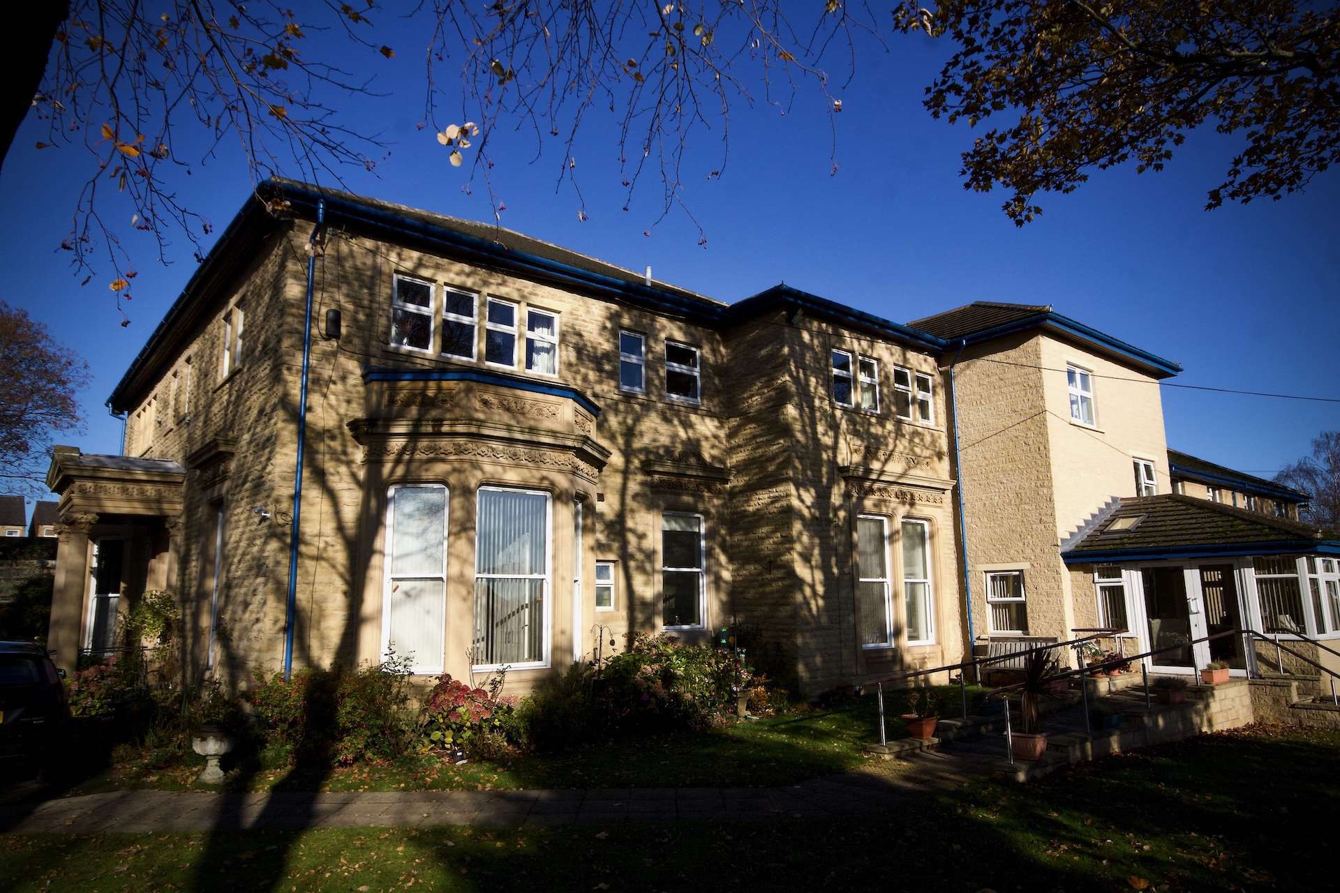 CCH Image showing an outside shot of West Royd House